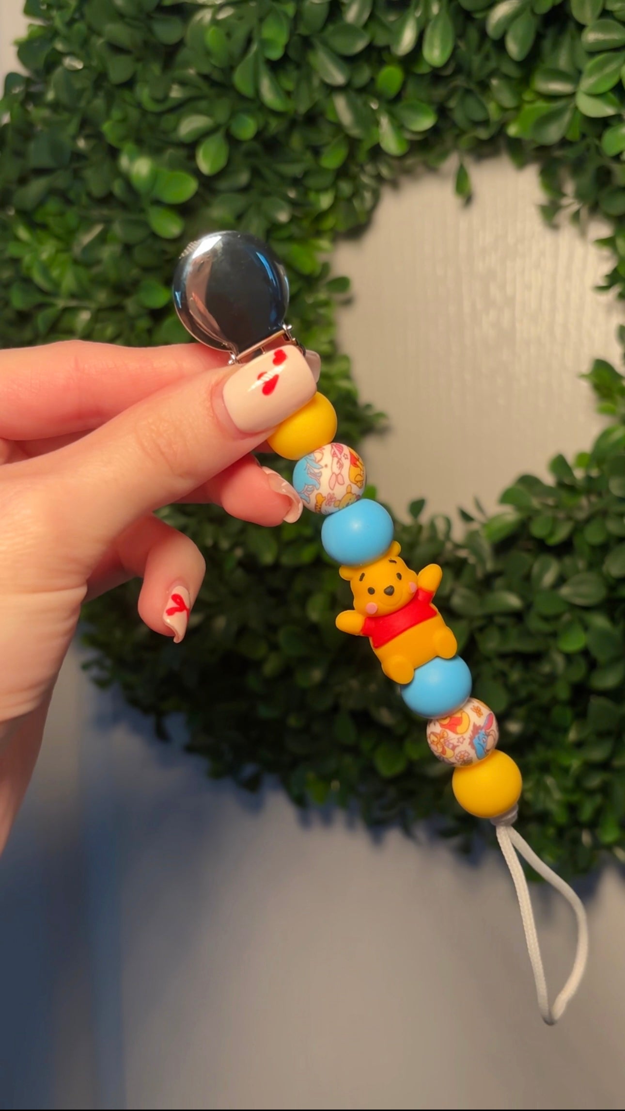 Pooh Paci Teething Clip
