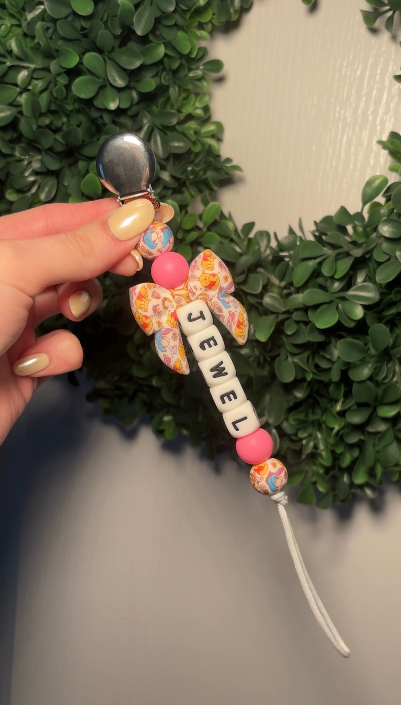 Pooh Bow Paci Teething Clip