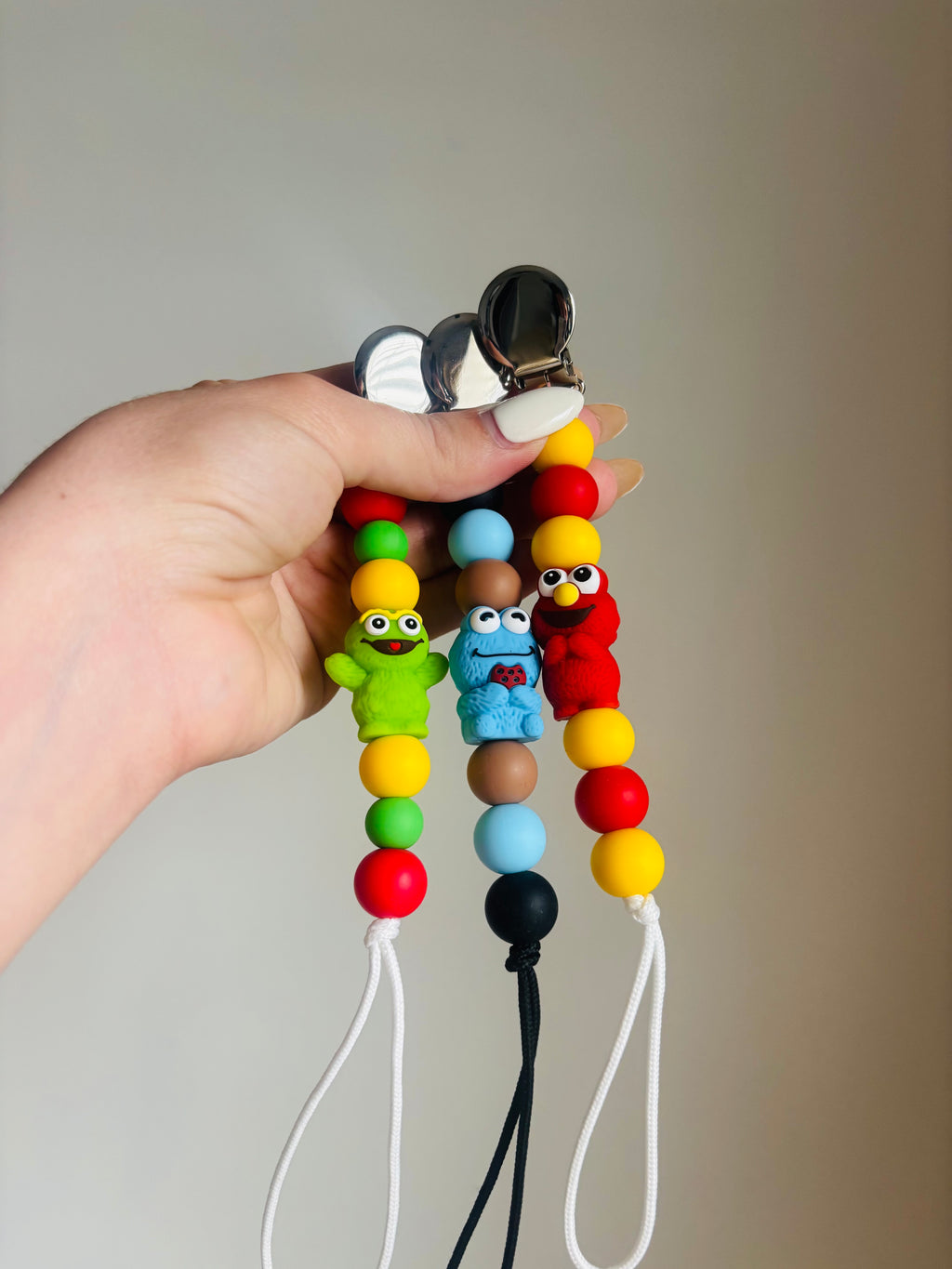 Sesame Paci Teething Clip