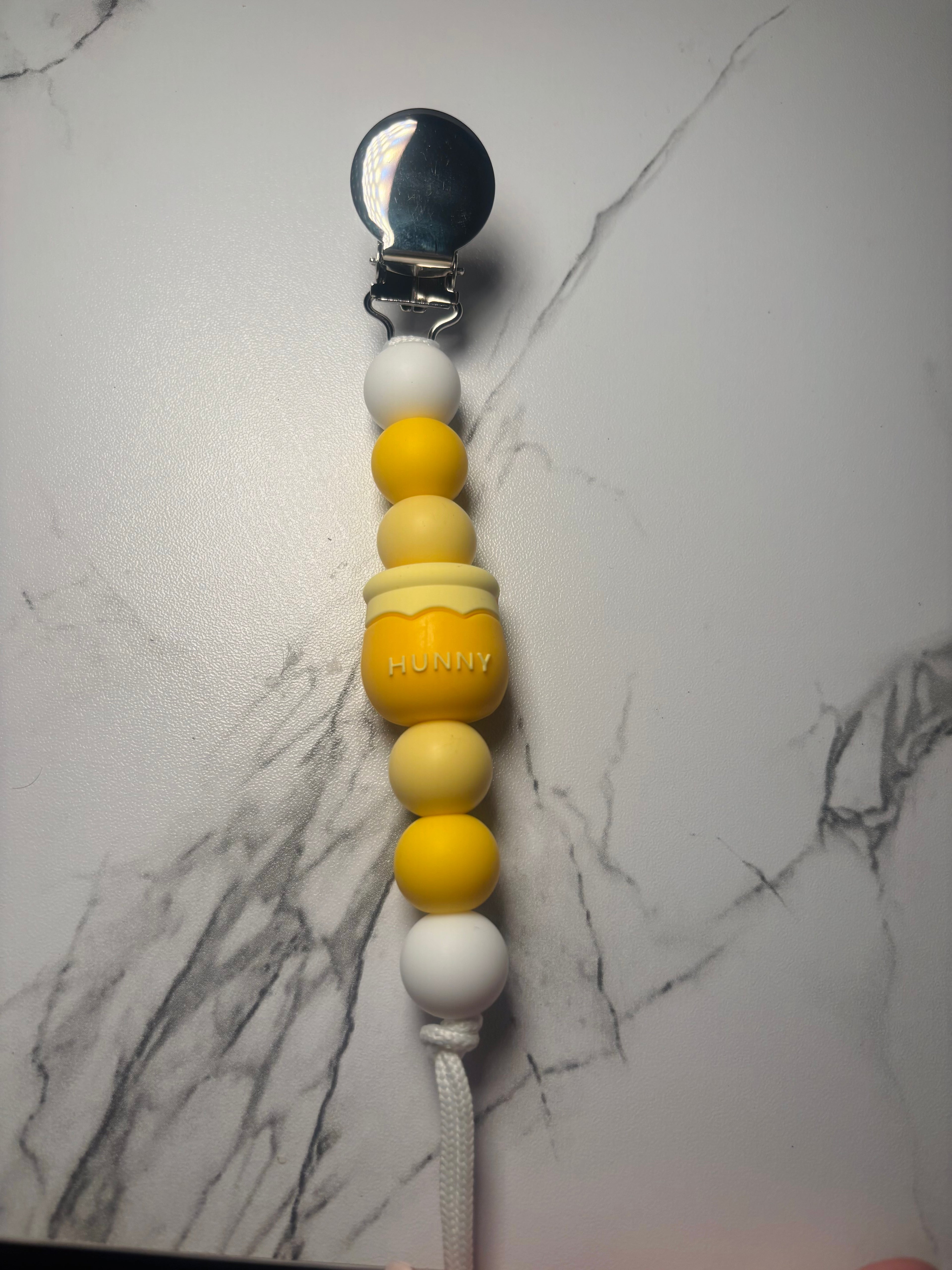 Hunny pot Paci teething clip