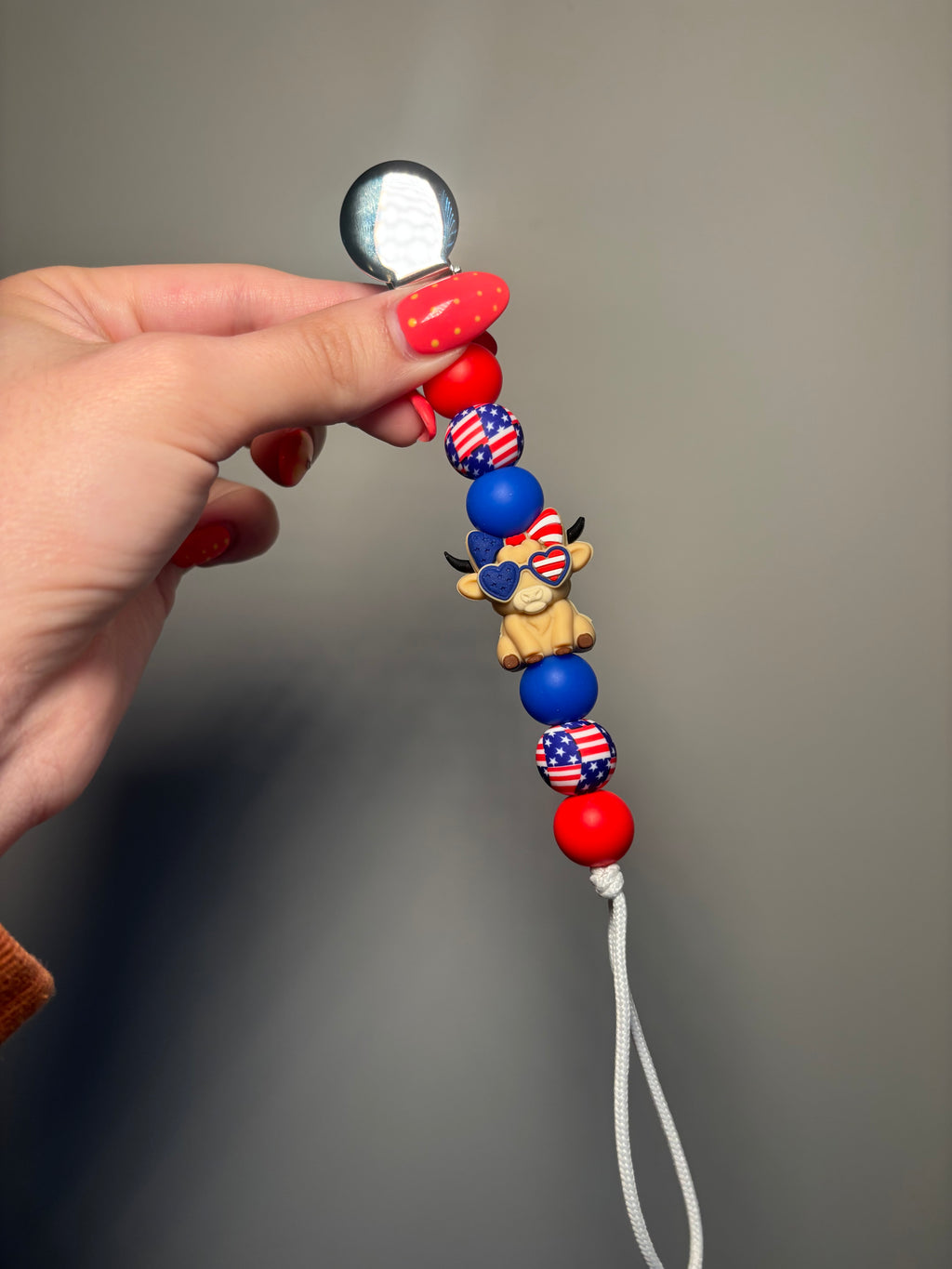 Patriotic Cow Paci Teething Clip