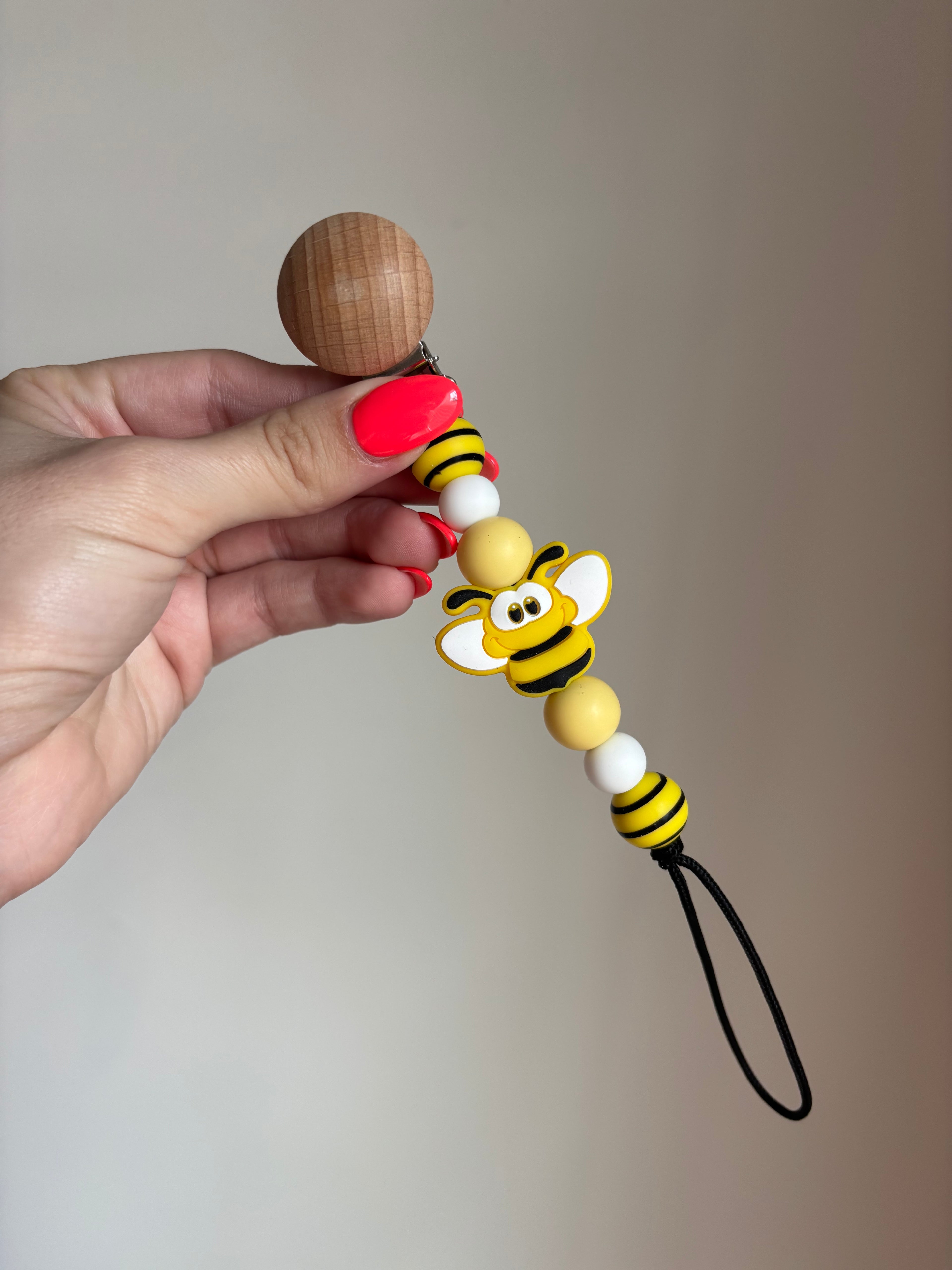 Bumblebee Paci Teething Clip
