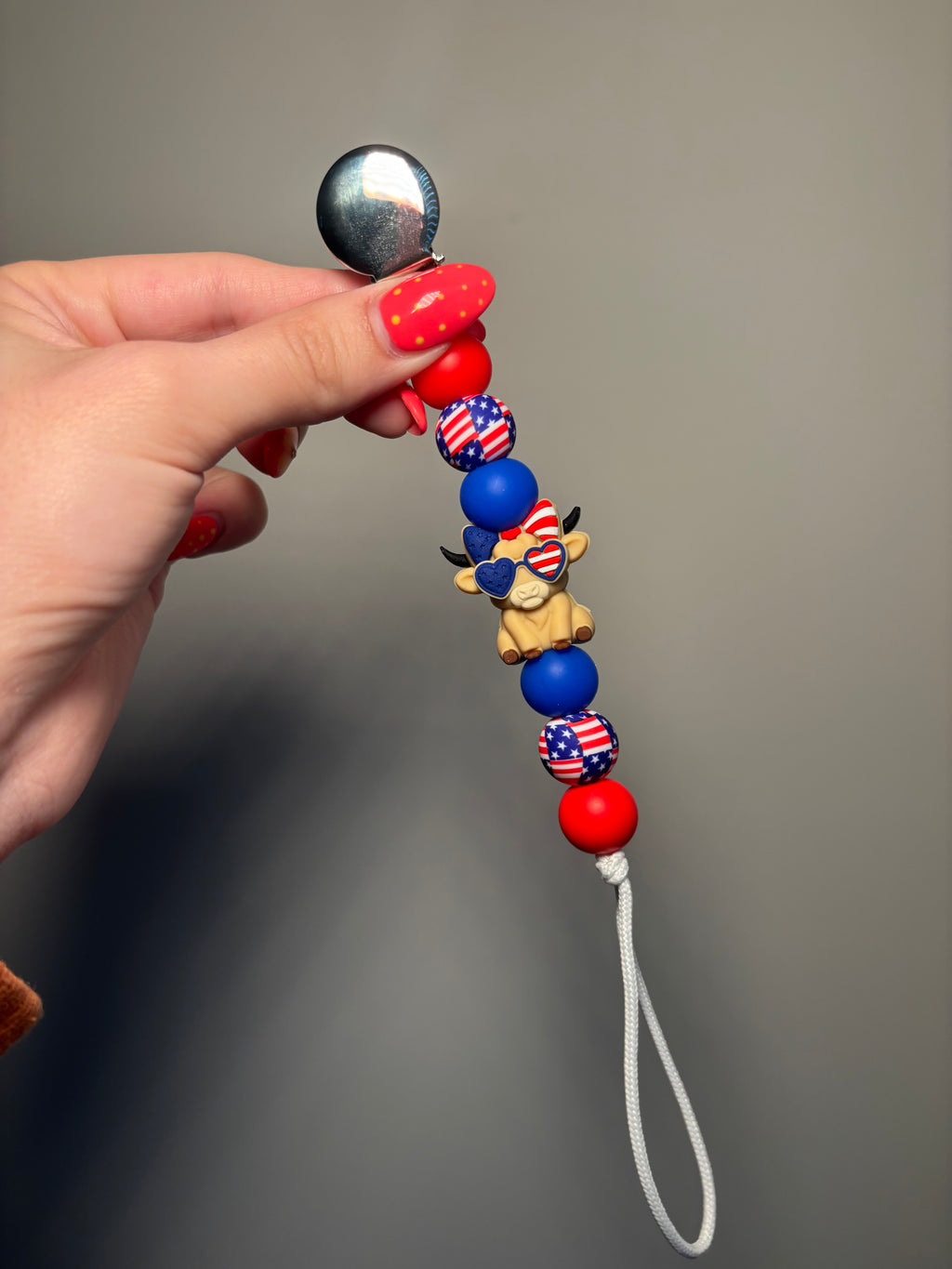 Patriotic Cow Paci Teething Clip